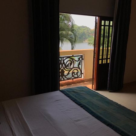 Amani Lake Resort Panadura Bagian luar foto